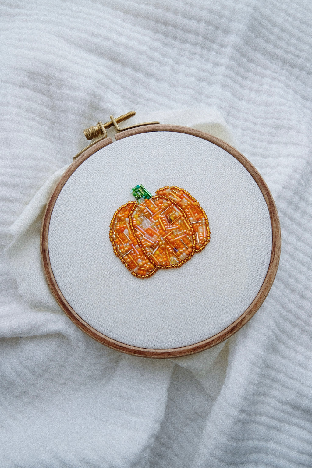 Corso di ricamo con perline e paillettes - 14 marzo 2026